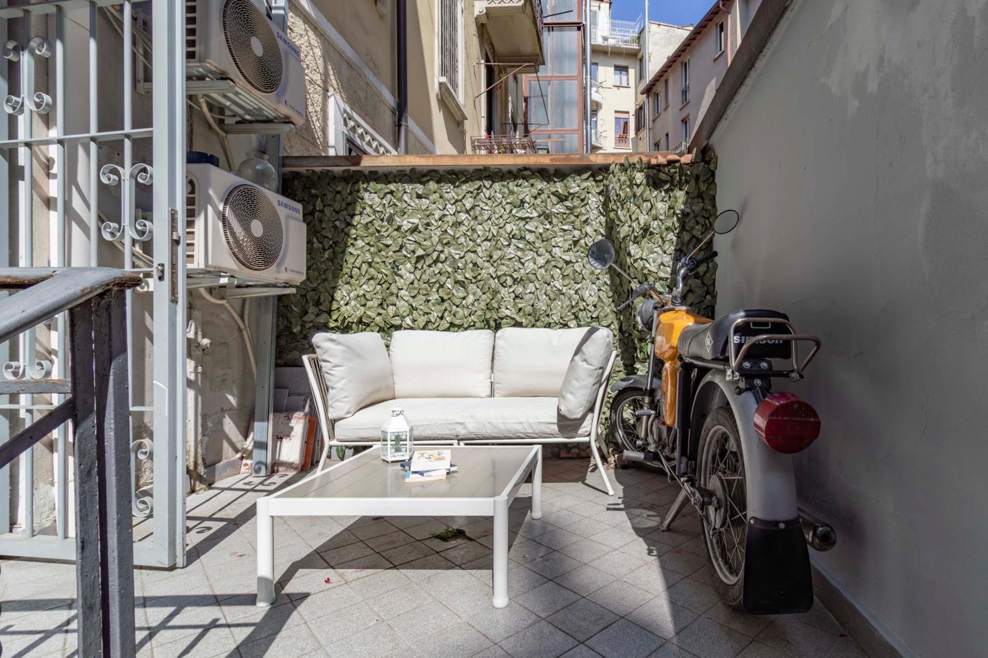 Stradivarius House - Carozzi Apartments มิลาน ภายนอก รูปภาพ