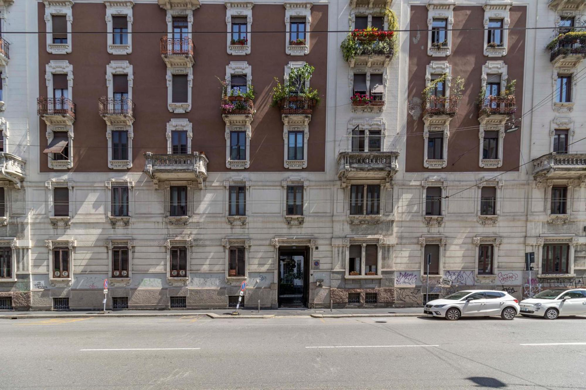 Stradivarius House - Carozzi Apartments มิลาน ภายนอก รูปภาพ